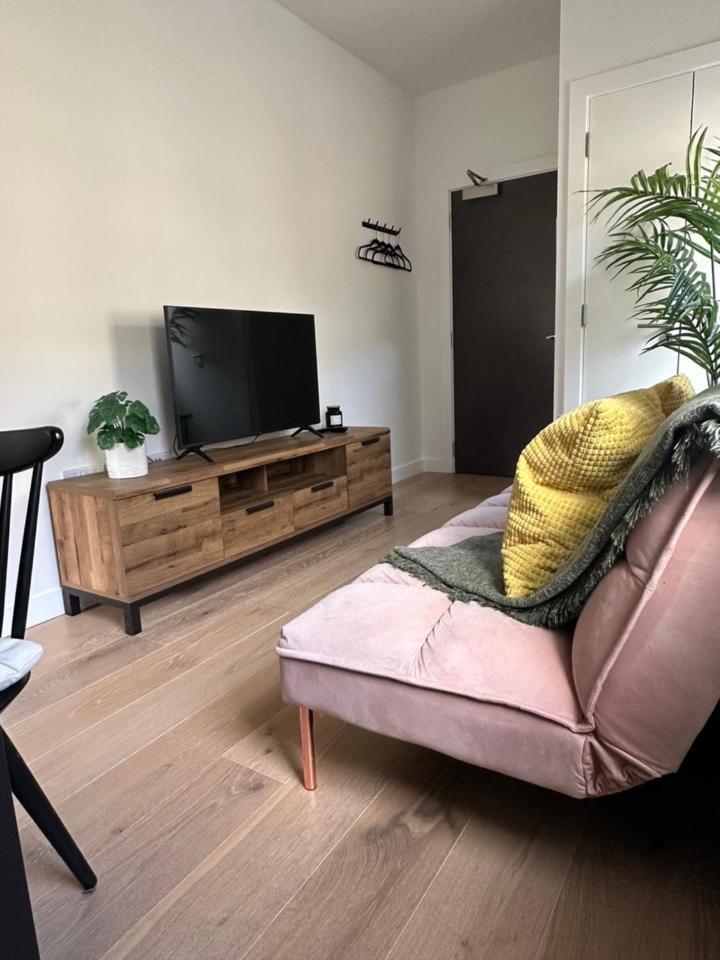 Contemporary Pied A Terre In The Heart Of Bath Apartment Luaran gambar